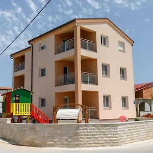 Apartman Nivel, Vir
